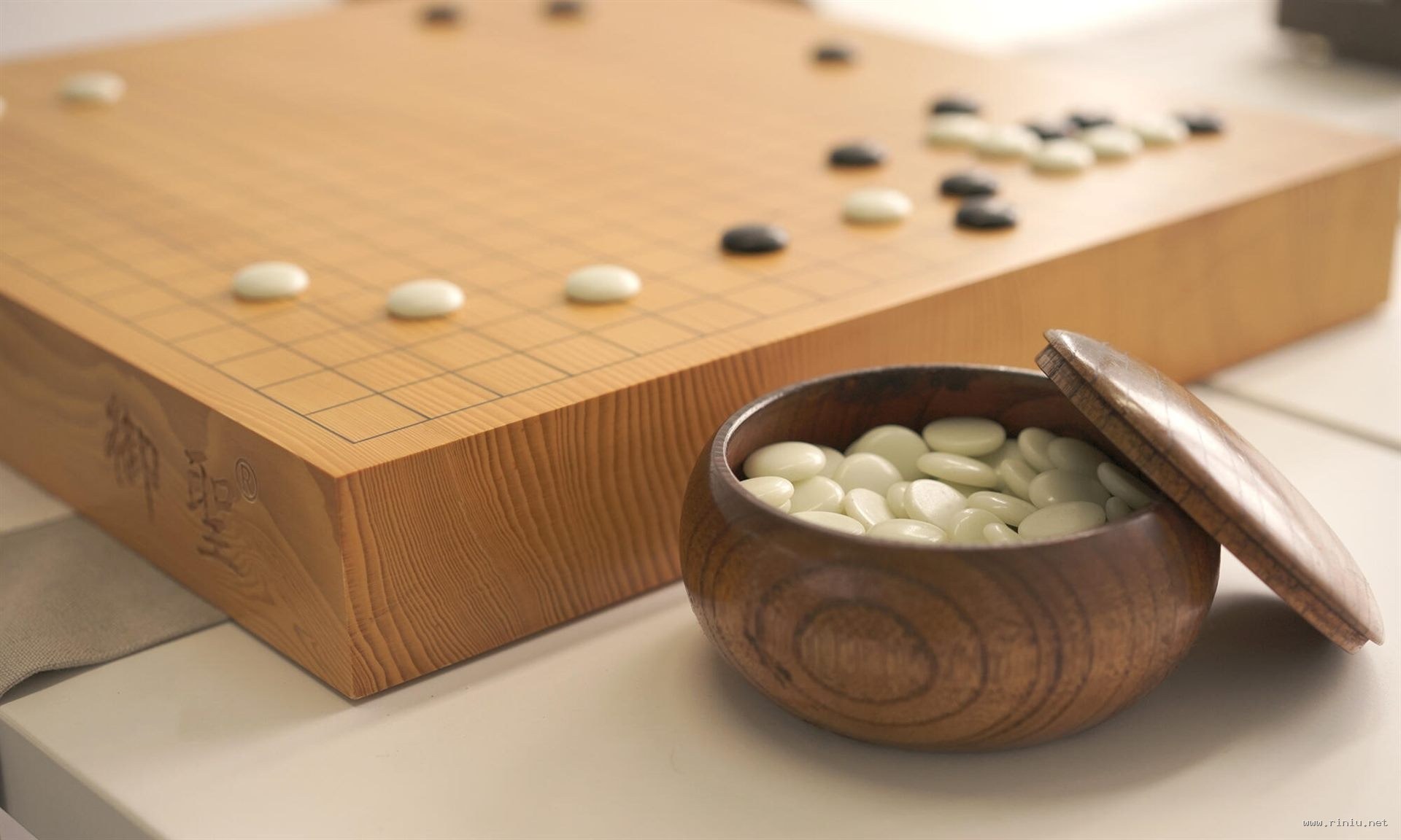 999策略-价值投资如弈棋，谋定而后动